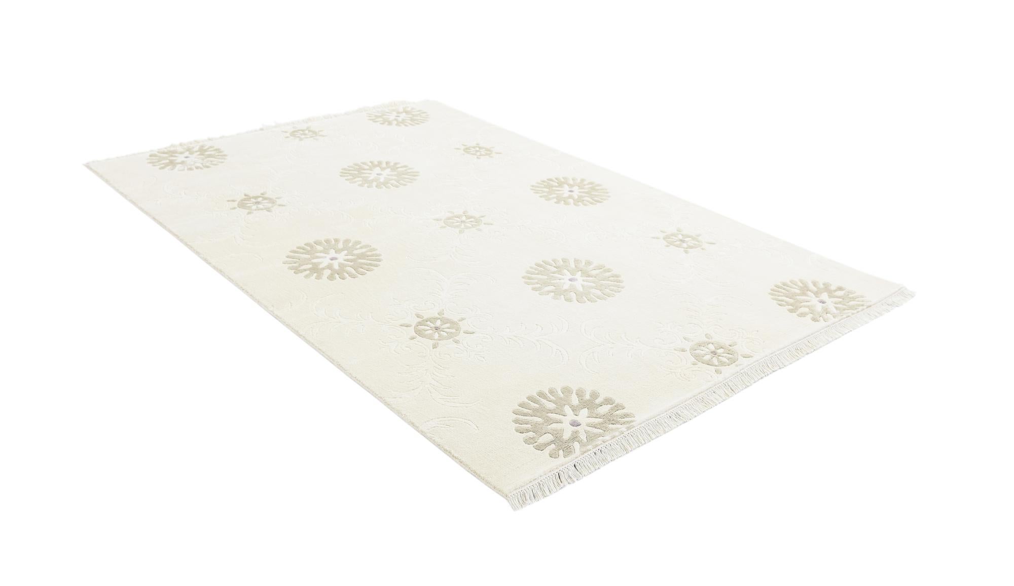 5' 6 x 8' Hand Knotted Darya Wool Rug