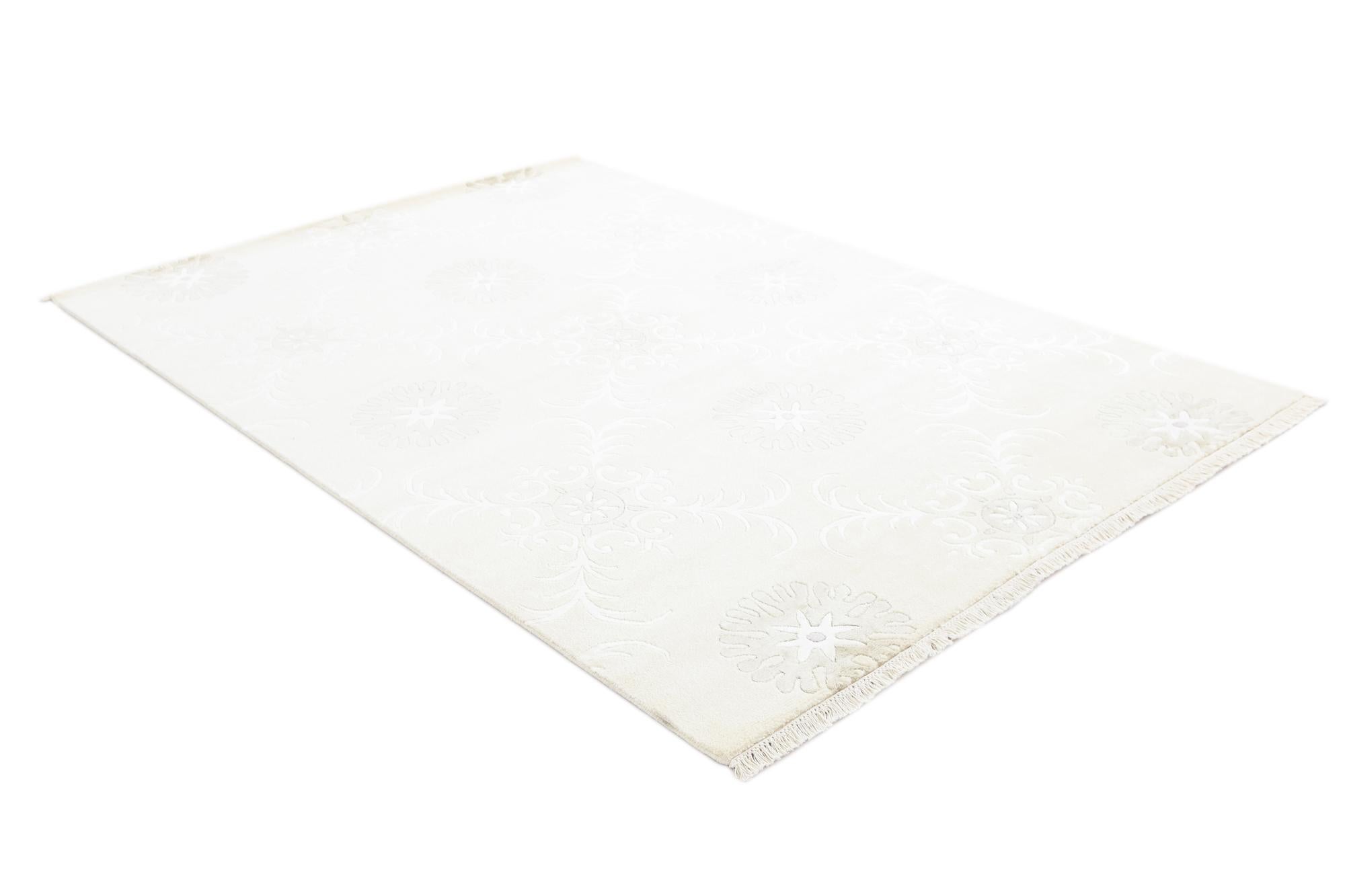 5' 5 x 8' Hand Knotted Darya Wool Rug