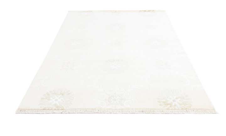 5' 5 x 8' Hand Knotted Darya Wool Rug