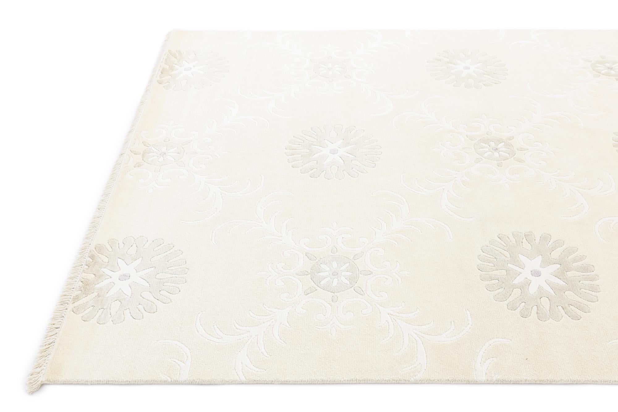 5' 5 x 8' Hand Knotted Darya Wool Rug