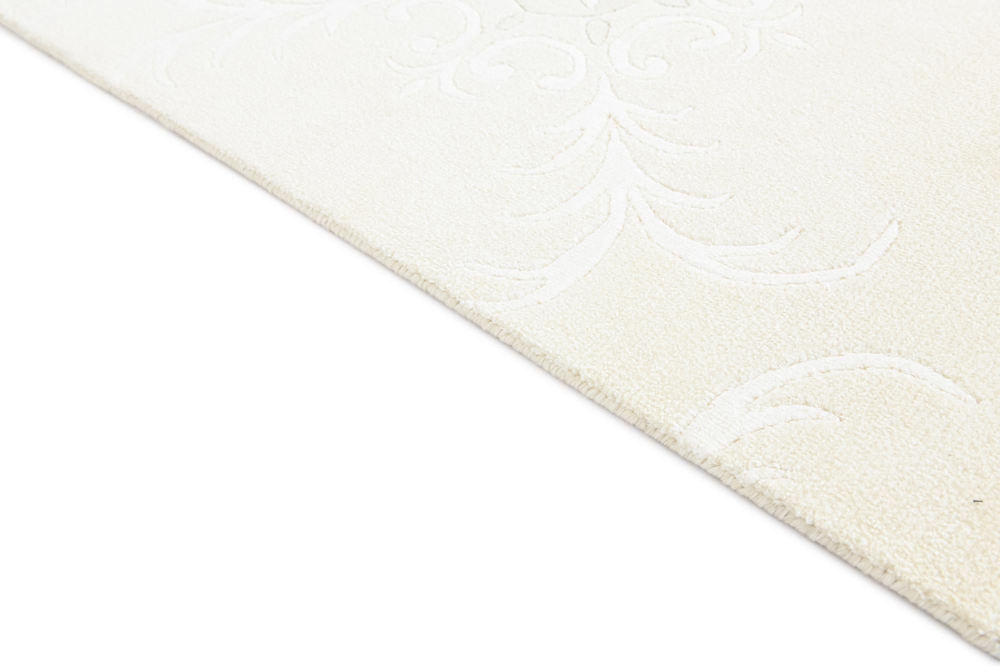 5' 5 x 8' Hand Knotted Darya Wool Rug