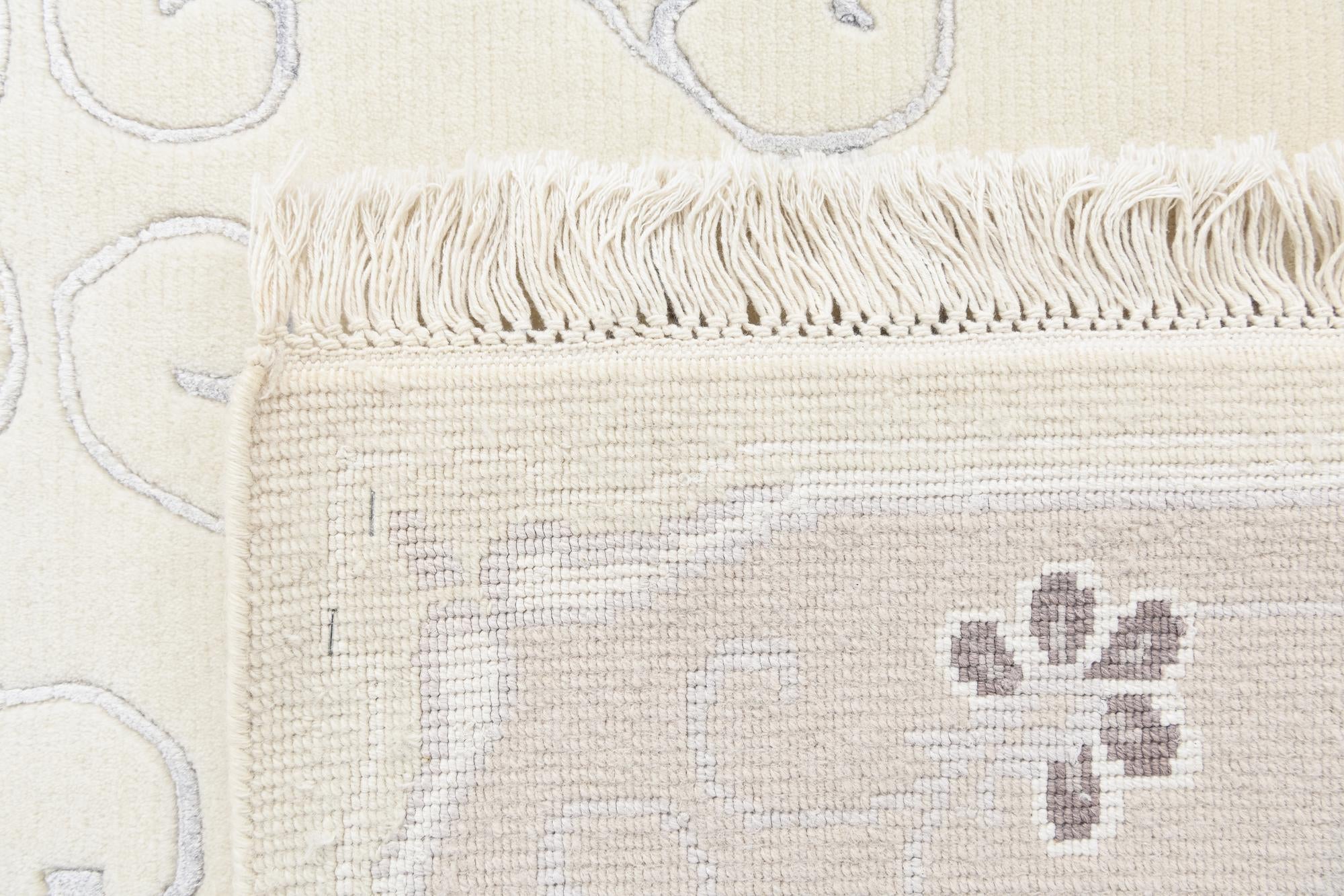5' 7 x 8' 2 Hand Knotted Darya Wool Rug