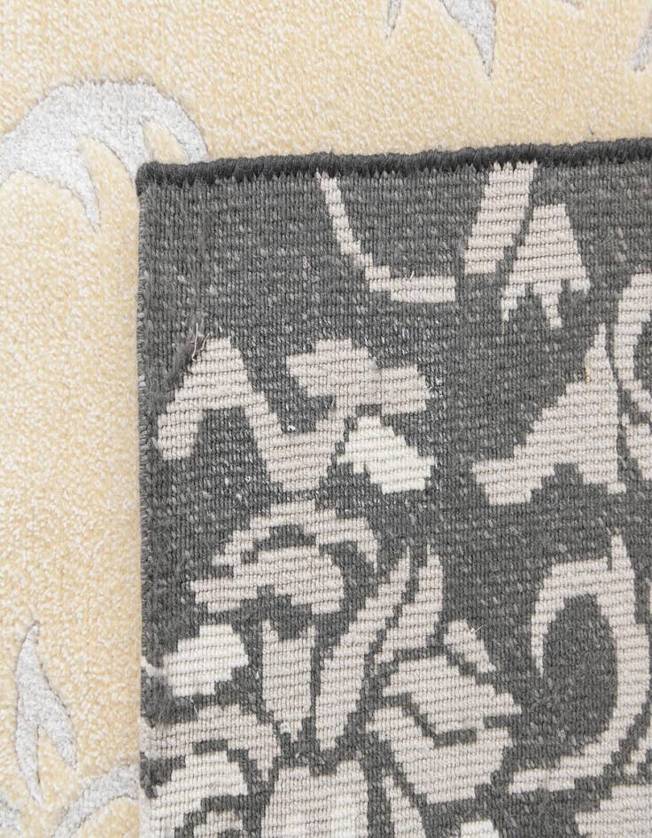 Detail image of 5' 10 x 7' 10  Hand Knotted Darya Wool Rug