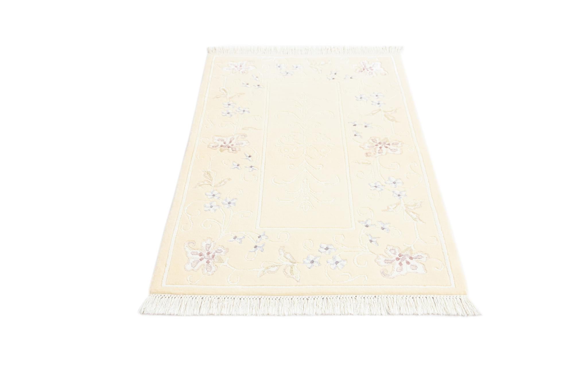 2' 7 x 4' 6 Hand Knotted Darya Wool Rug