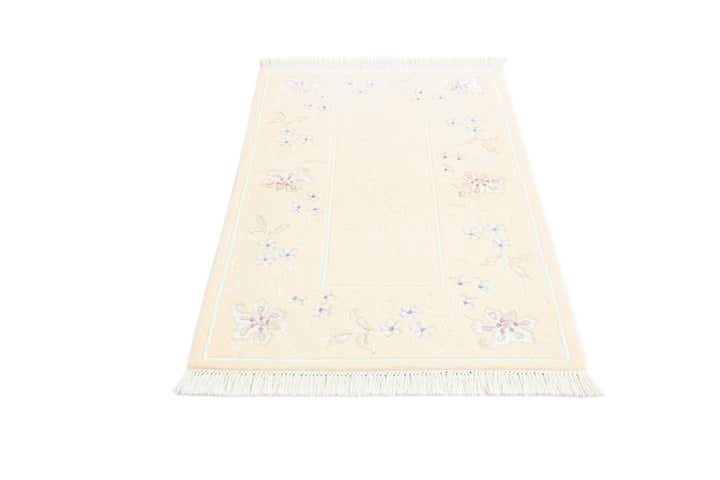 2' 7 x 4' 6 Hand Knotted Darya Wool Rug