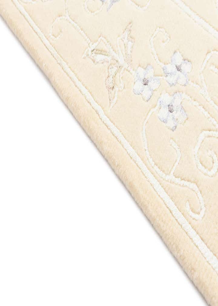 2' 7 x 4' 6 Hand Knotted Darya Wool Rug