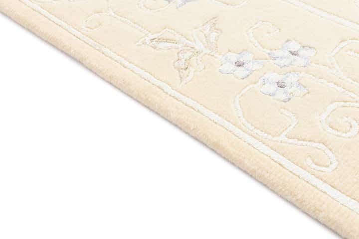 2' 7 x 4' 6 Hand Knotted Darya Wool Rug