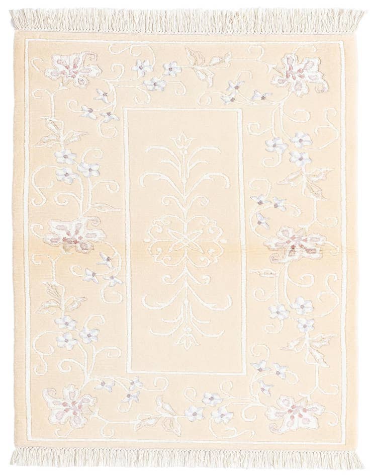 Detail image of 2' 7 x 4' 6 Hand Knotted Darya Wool Rug