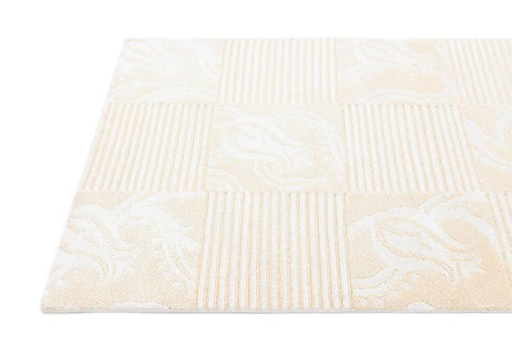 Detail image of 2' 7 x 4' 8 Hand Knotted Darya Wool Rug