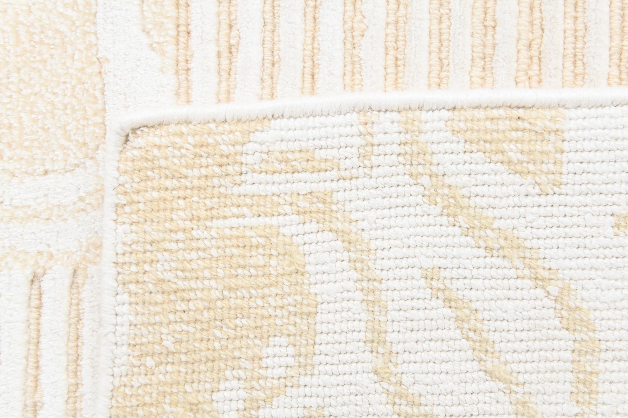 2' 7 x 4' 8 Hand Knotted Darya Wool Rug