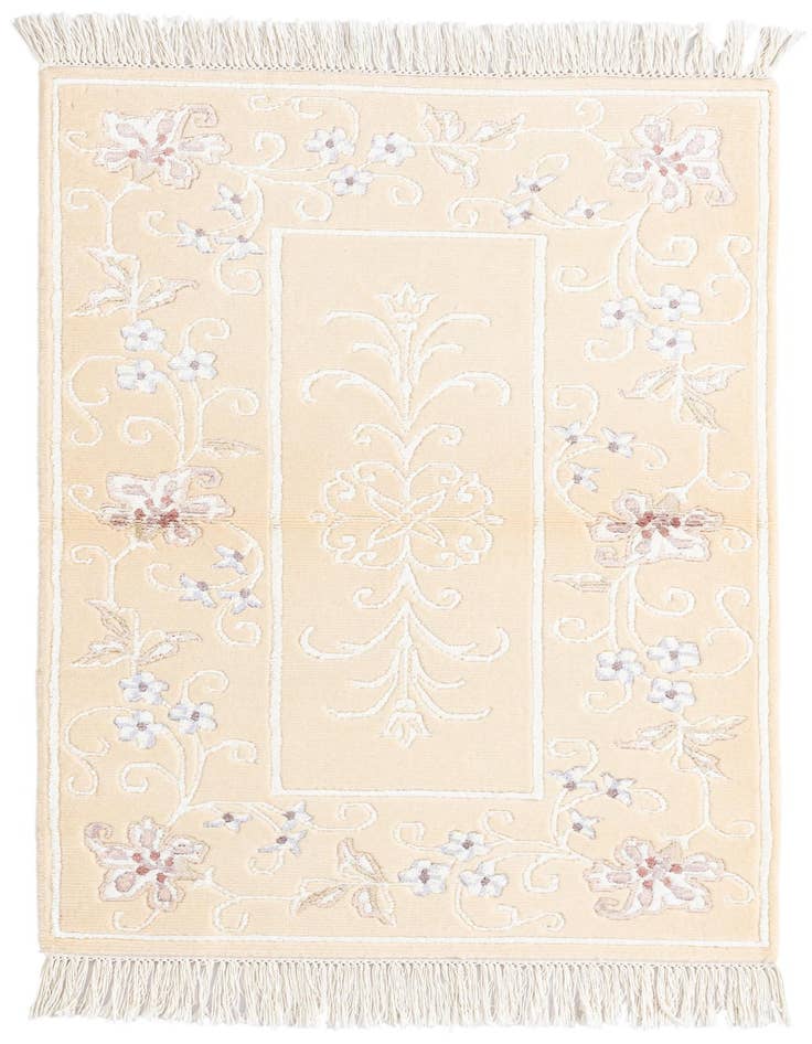 Detail image of 2' 7 x 4' 7 Hand Knotted Darya Rug