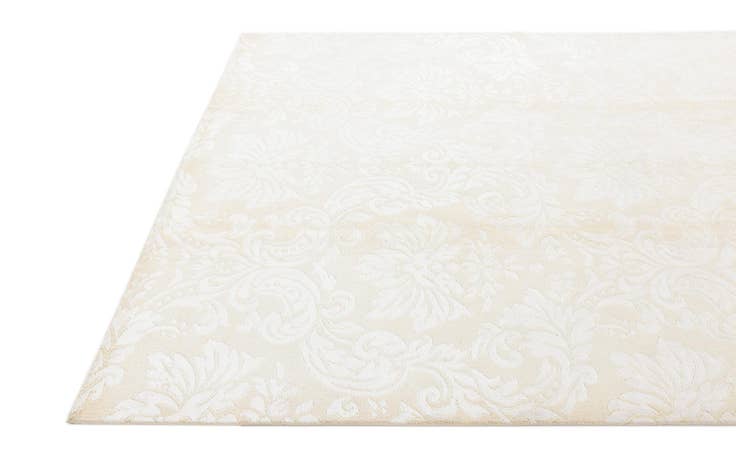 Detail image of 5' 9 x 8' Darya Rug