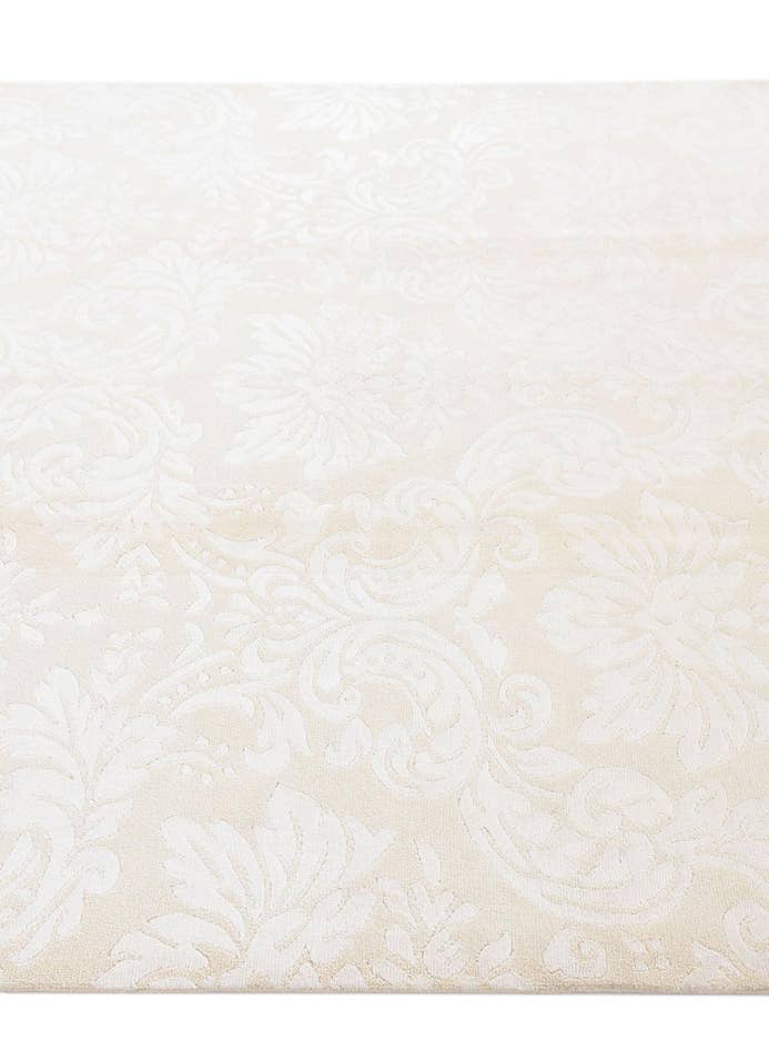 Detail image of 5' 9 x 8' Darya Rug