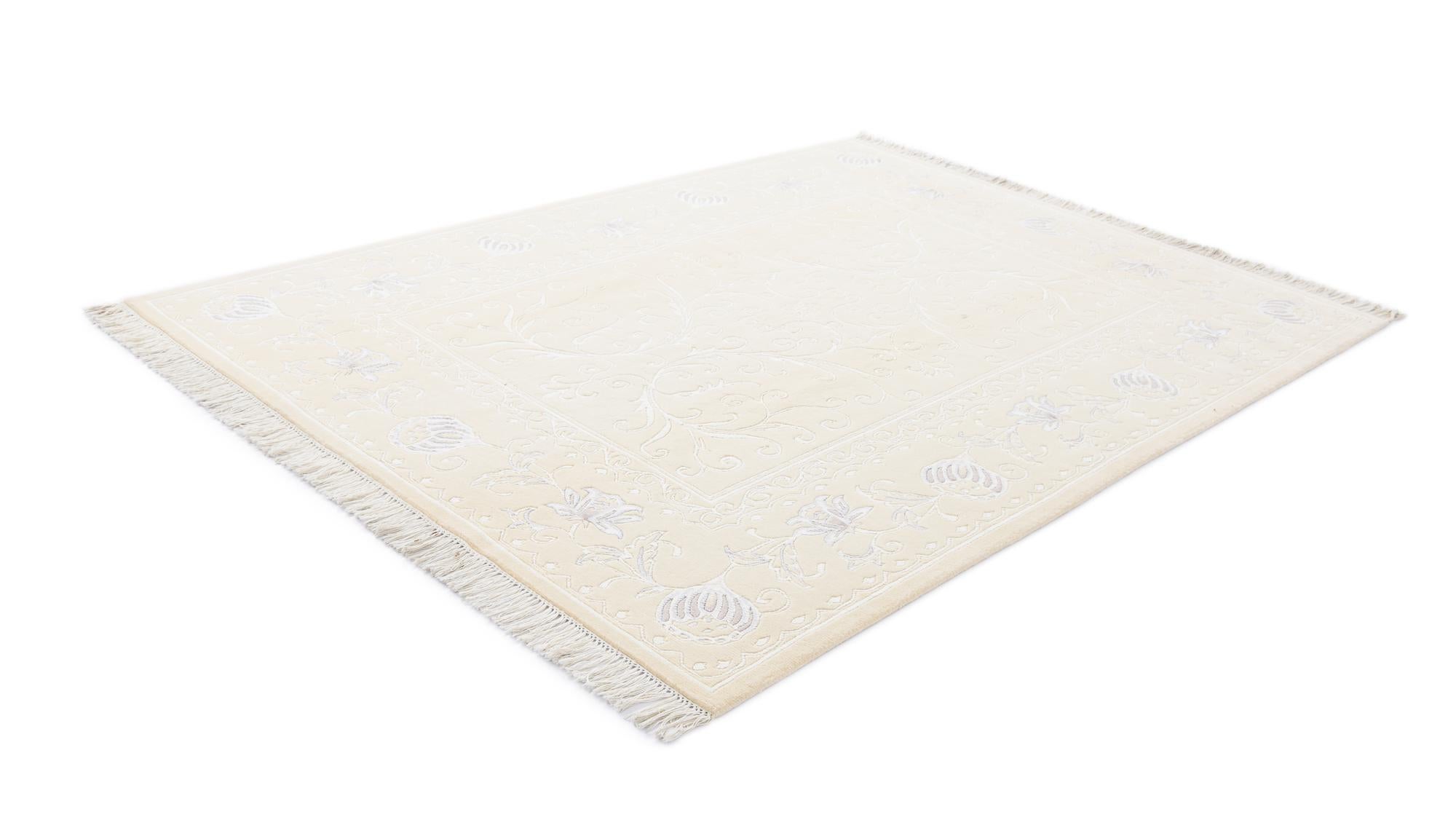 5' 10 x 7' 10 Hand Knotted Darya Wool Rug