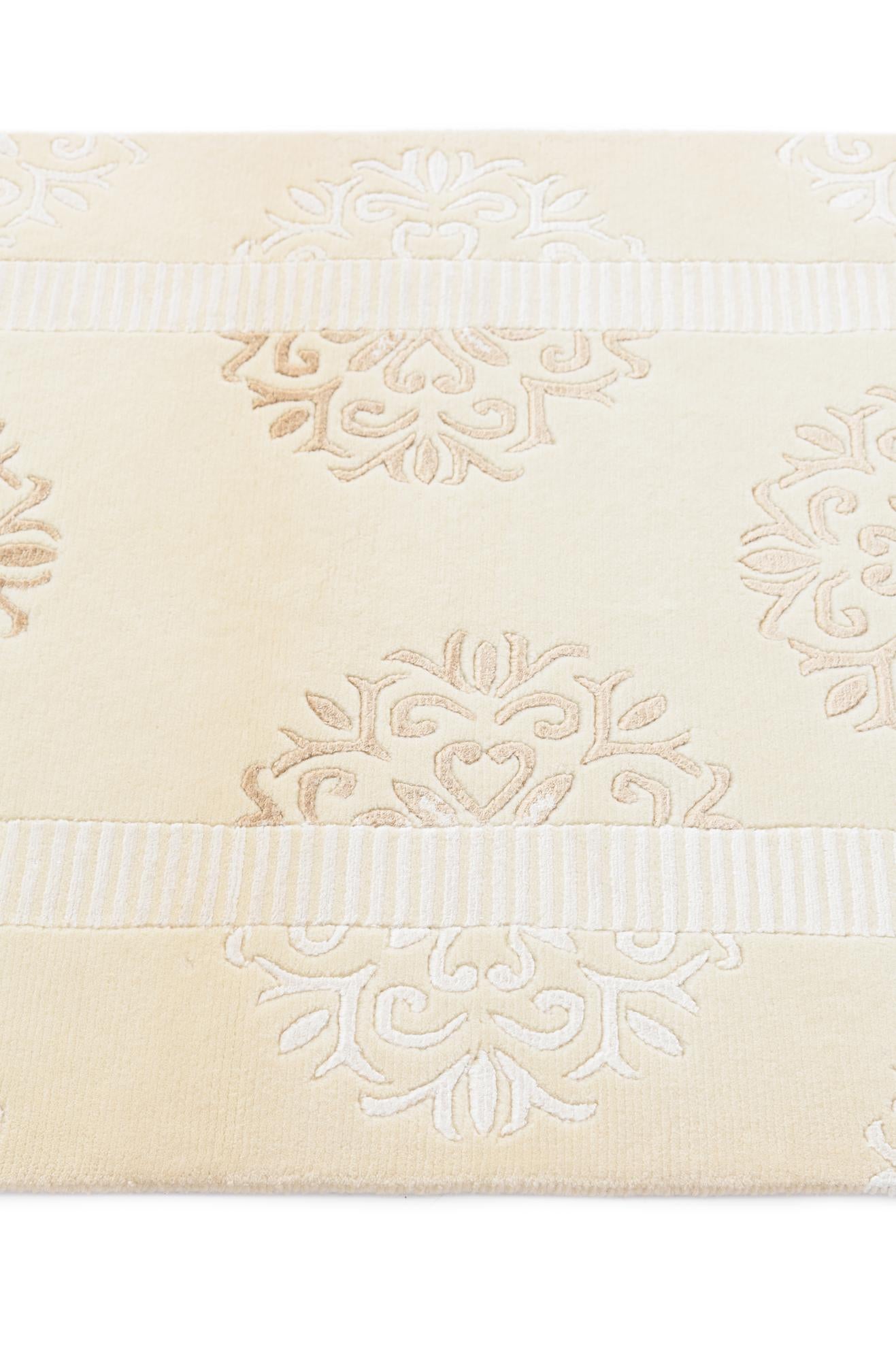 2' 7 x 4' 7 Hand Knotted Darya Wool Rug