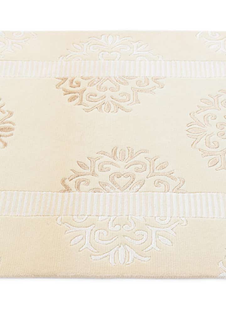 2' 7 x 4' 7 Hand Knotted Darya Wool Rug