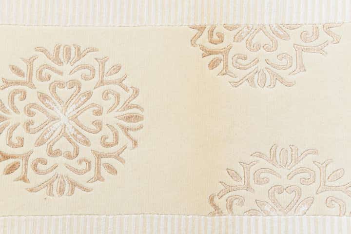 2' 7 x 4' 7 Hand Knotted Darya Wool Rug