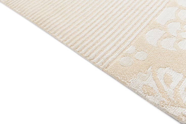 Detail image of 5' 9 x 8' Hand Knotted Darya Wool Rug