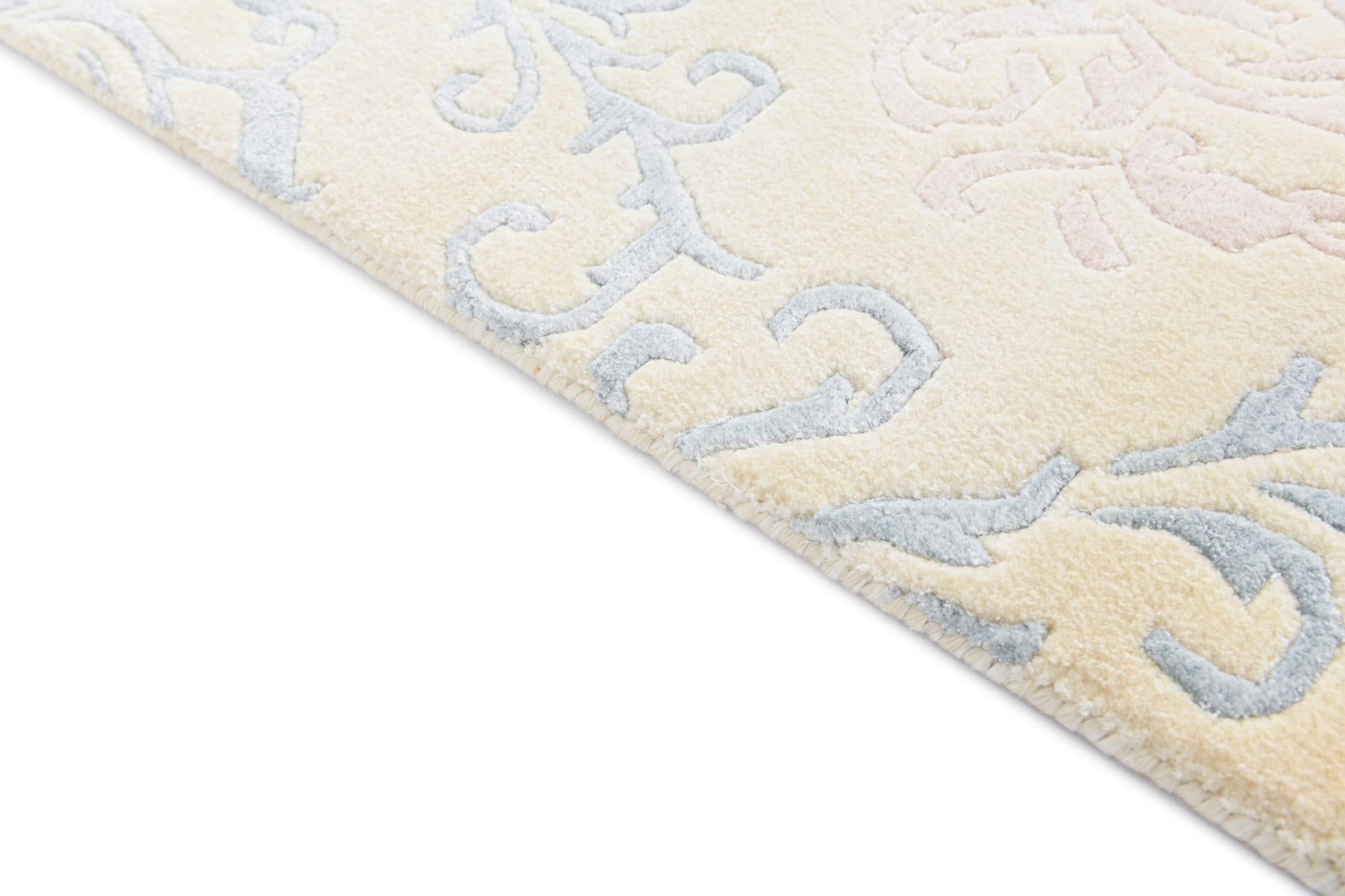 5' 7 x 7' 10 Hand Knotted Darya Rug