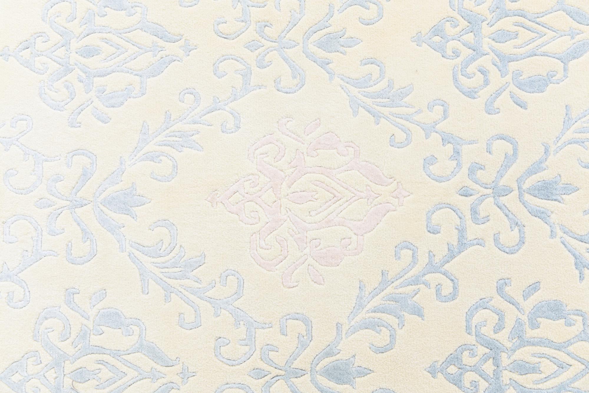 5' 7 x 7' 10 Hand Knotted Darya Rug