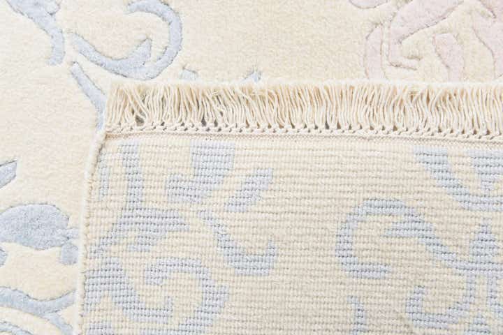 5' 7 x 7' 10 Hand Knotted Darya Rug