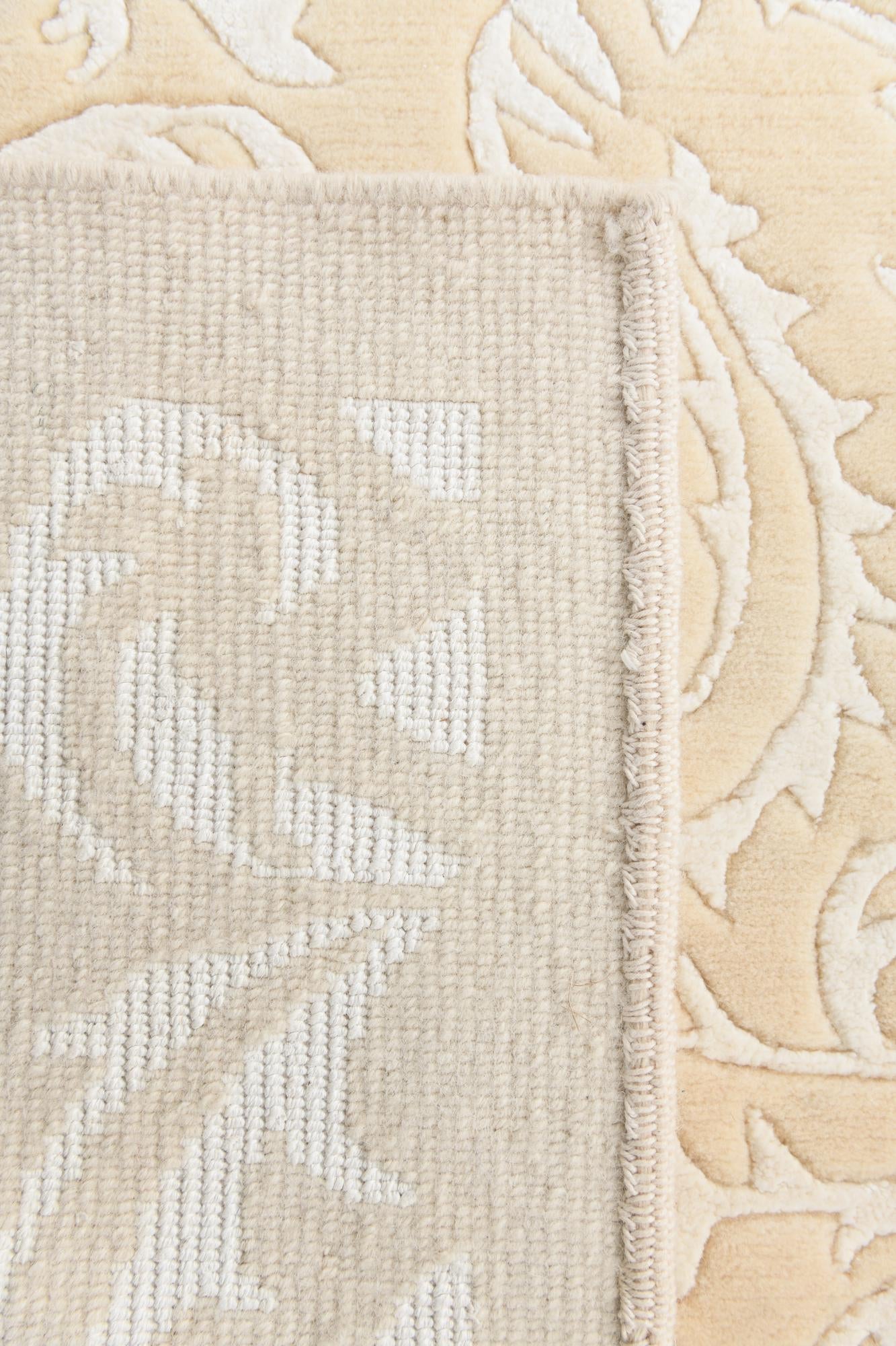 5' 8 x 7' 10 Hand Knotted Darya Rug