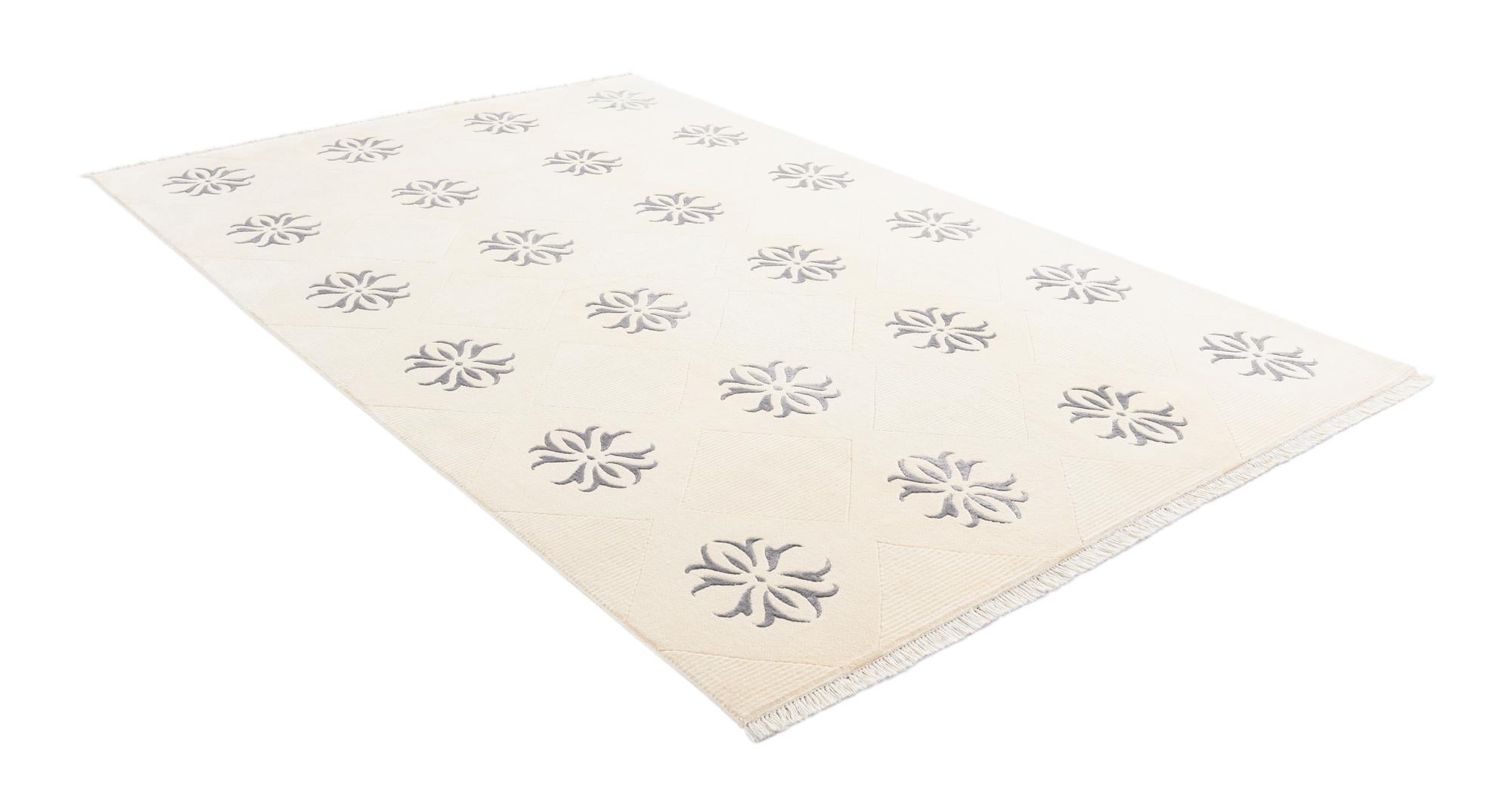 6' 7 x 9' 10 Hand Knotted Darya Wool Rug