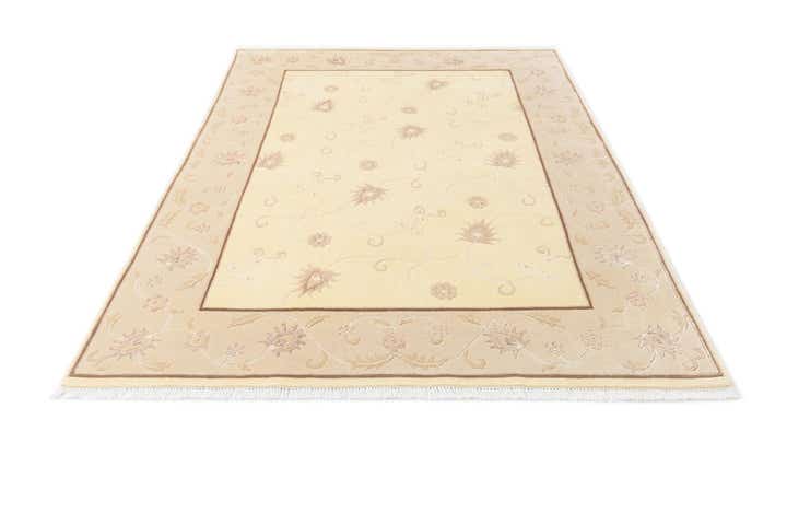 5' 8 x 7' 10 Hand Knotted Darya Rug