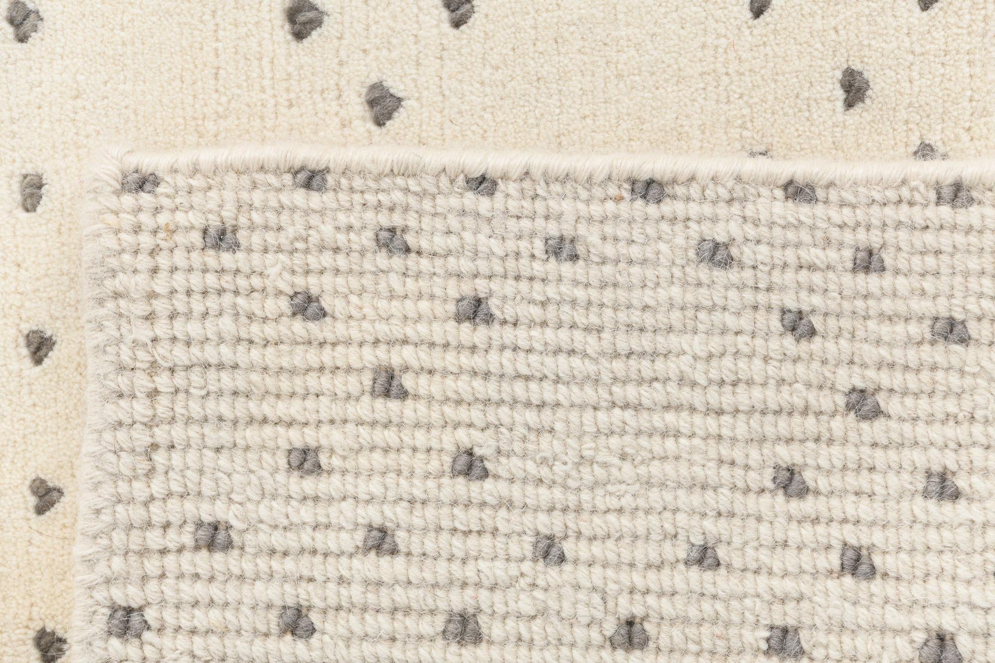 5' 7 x 7' 11 Darya Rug