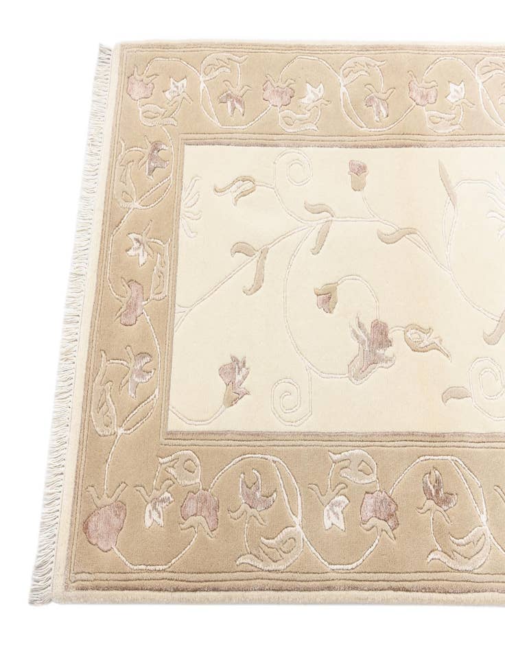 Detail image of 2' 11 x 5' 1  Hand Knotted Darya Rug