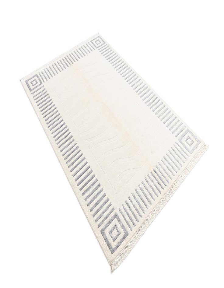 Detail image of 4' x 6' Darya Rug