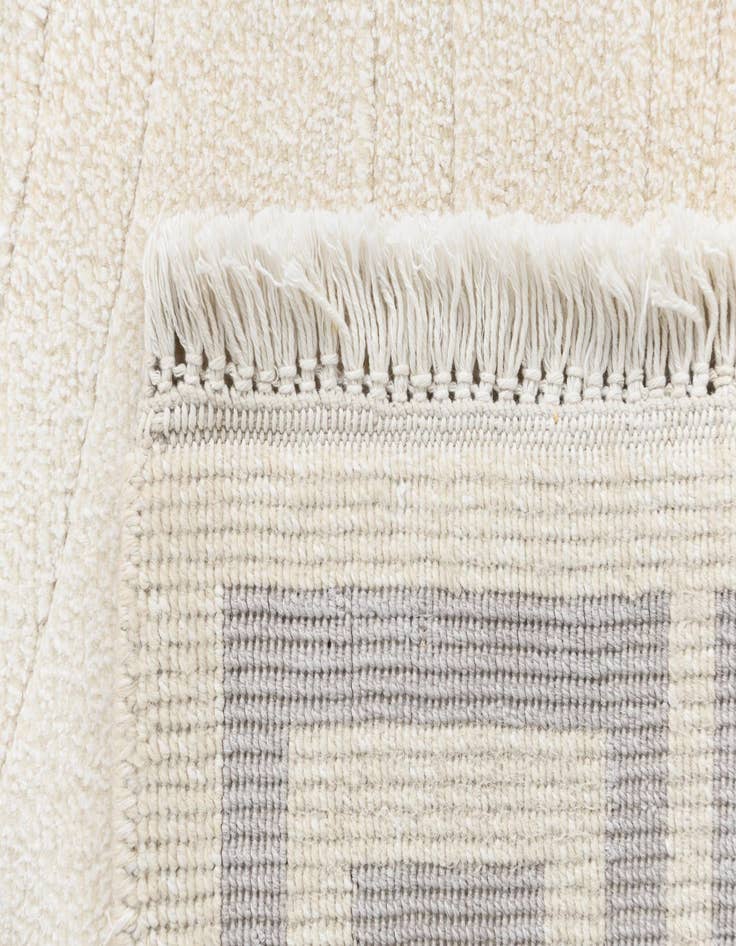 Detail image of 4' x 6' Darya Rug