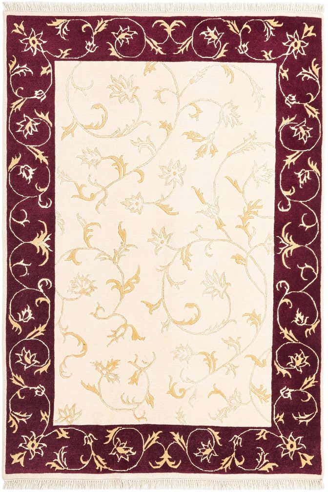 4' 7 x 6' 8 Darya Rug