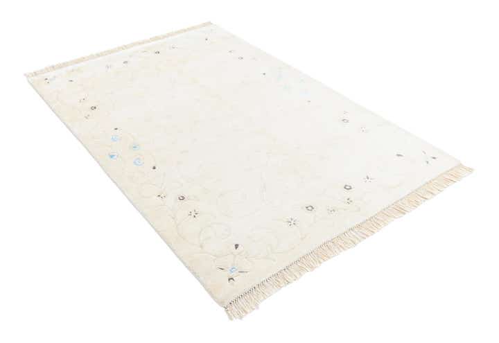 3' 11 x 5' 10 Darya Rug