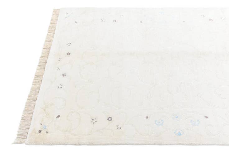 Detail image of 3' 11 x 5' 10 Darya Rug
