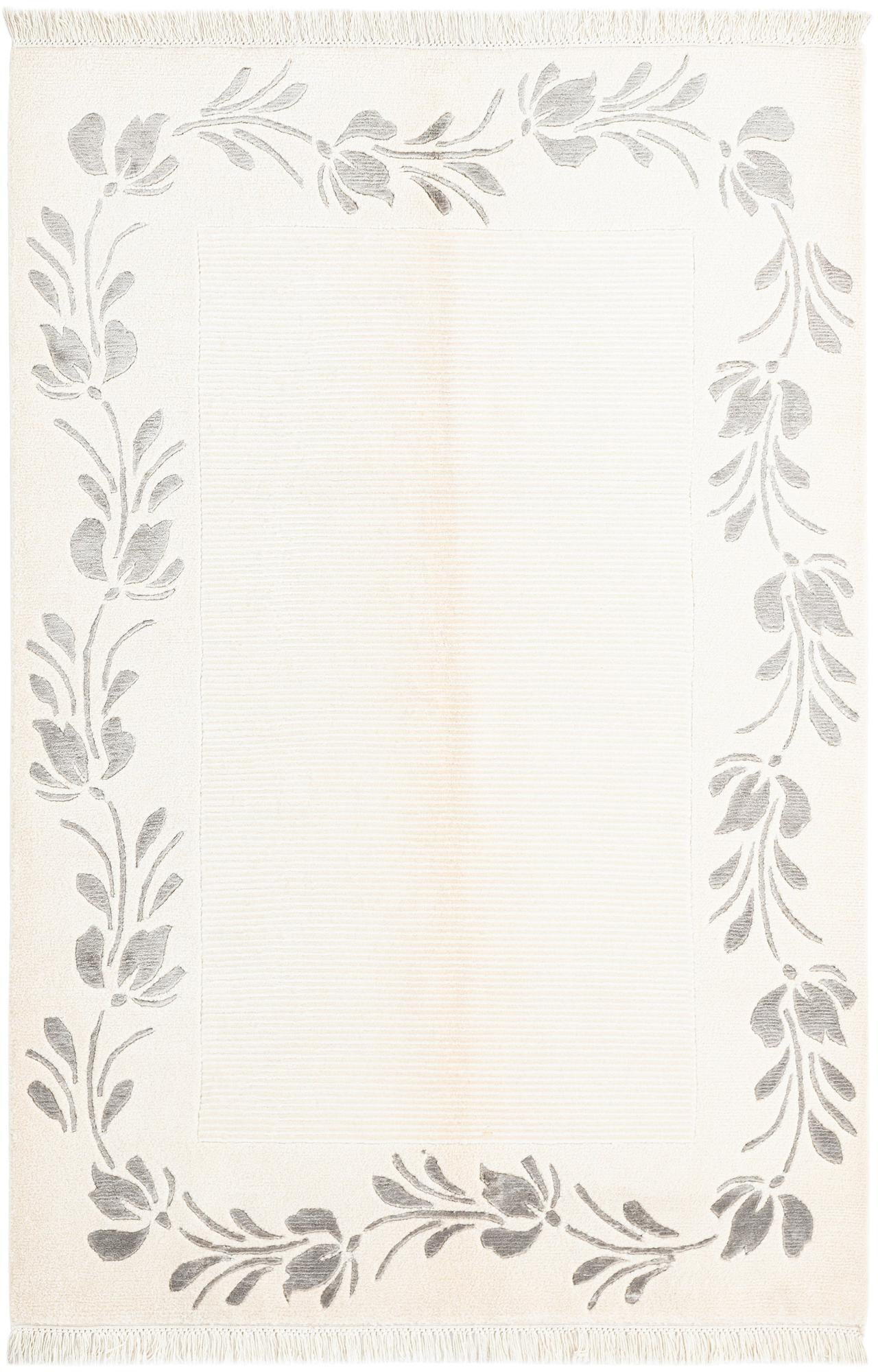 4' x 6' Darya Rug