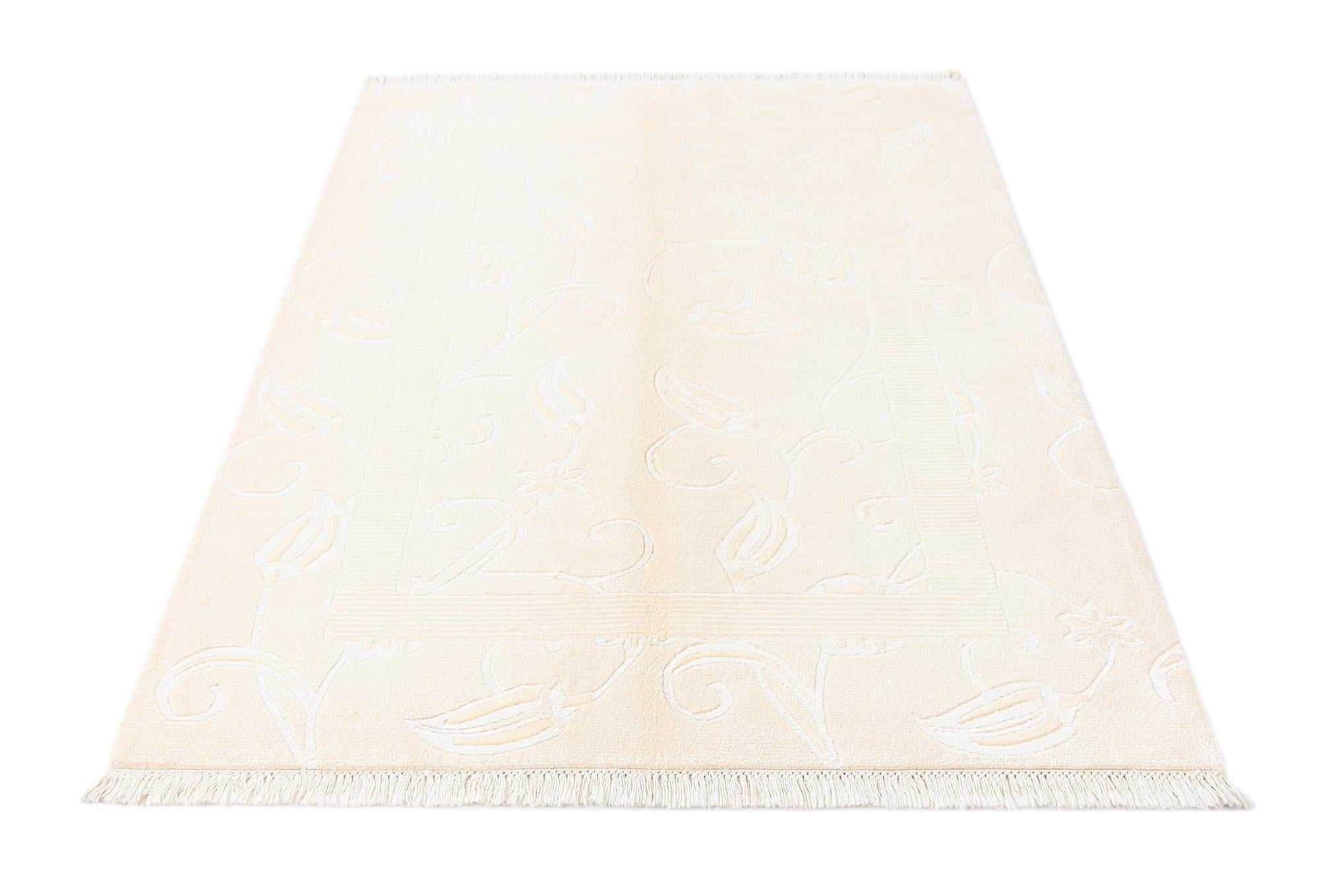 4' 1 x 6' Darya Rug