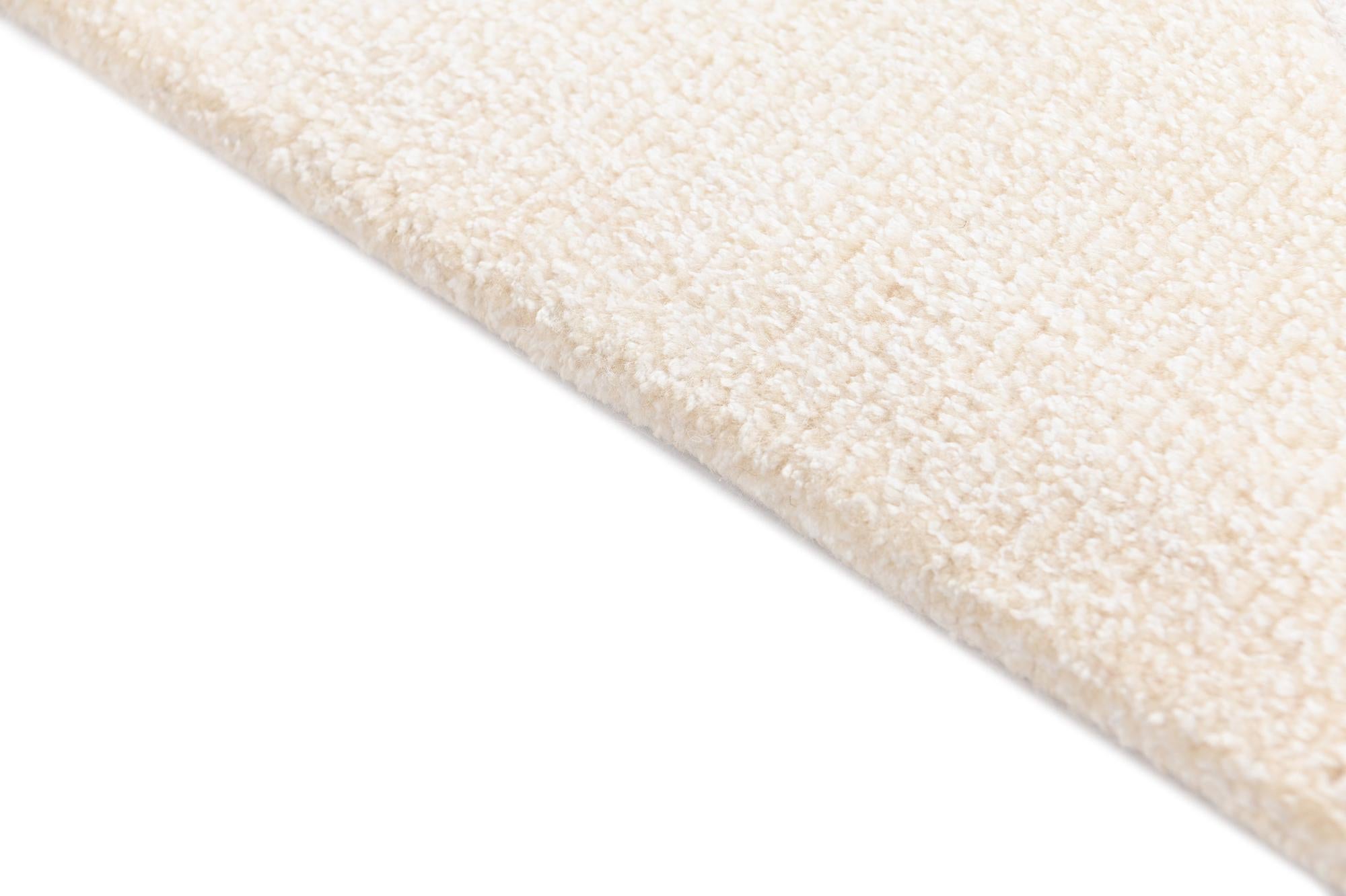 4' 1 x 6' Darya Rug