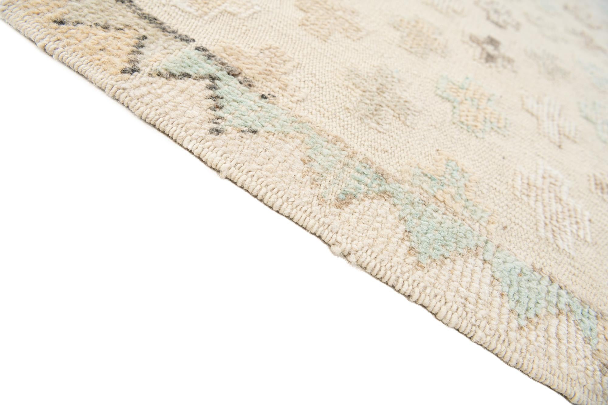 8' 5 x 9' 7 Hand Knotted Darya Wool Rug