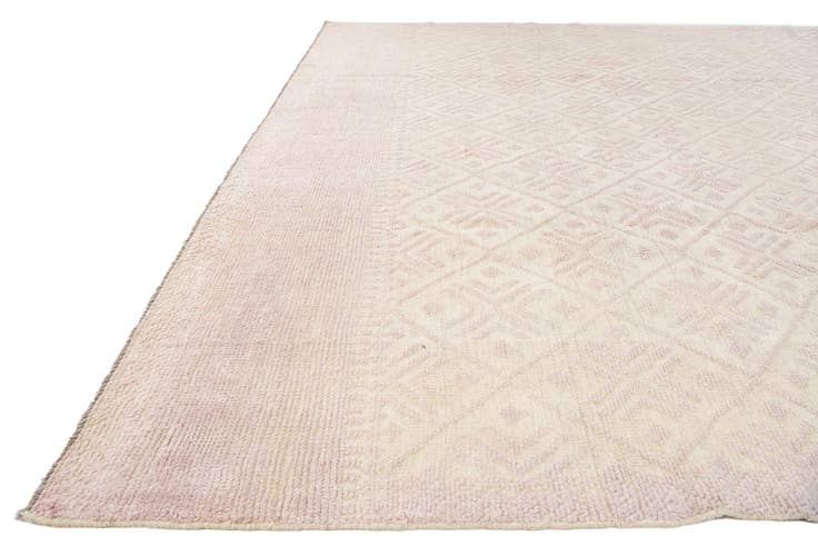 Detail image of 8' 10 x 13' Hand Knotted Darya Wool Rug