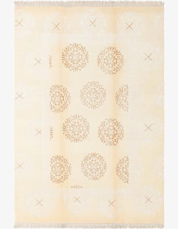 5' 7 x 8' Darya Rug