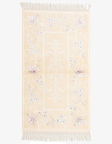 2' 7 x 4' 7 Hand Knotted Darya Rug