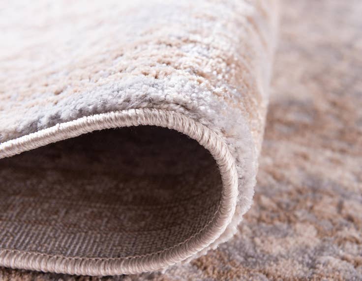 Detail image of 7' 10 x 11' Estate Rug