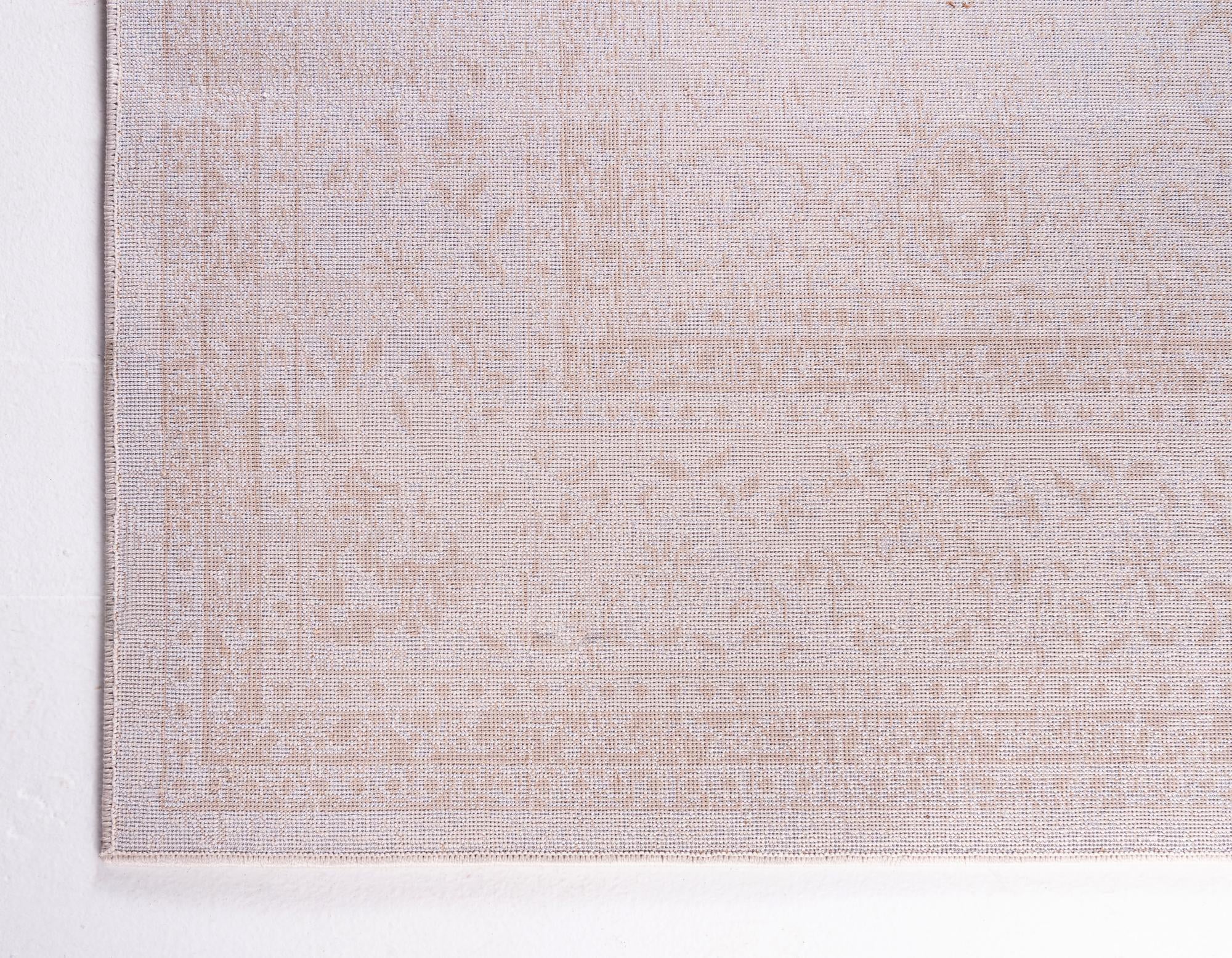 7' 10 x 11' Estate Rug
