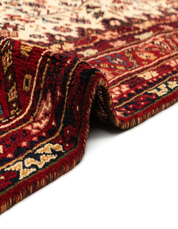 Detail image of 8' 4 x 10'  Hand Knotted Ghashghaei Persian Wool Rug