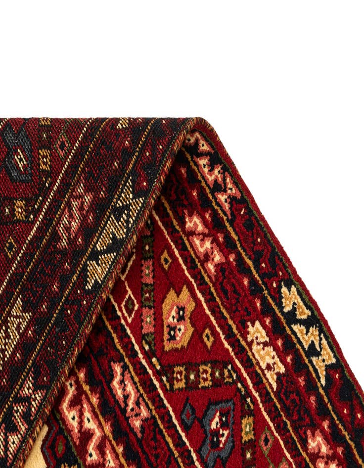 Detail image of 8' 4 x 10'  Hand Knotted Ghashghaei Persian Wool Rug