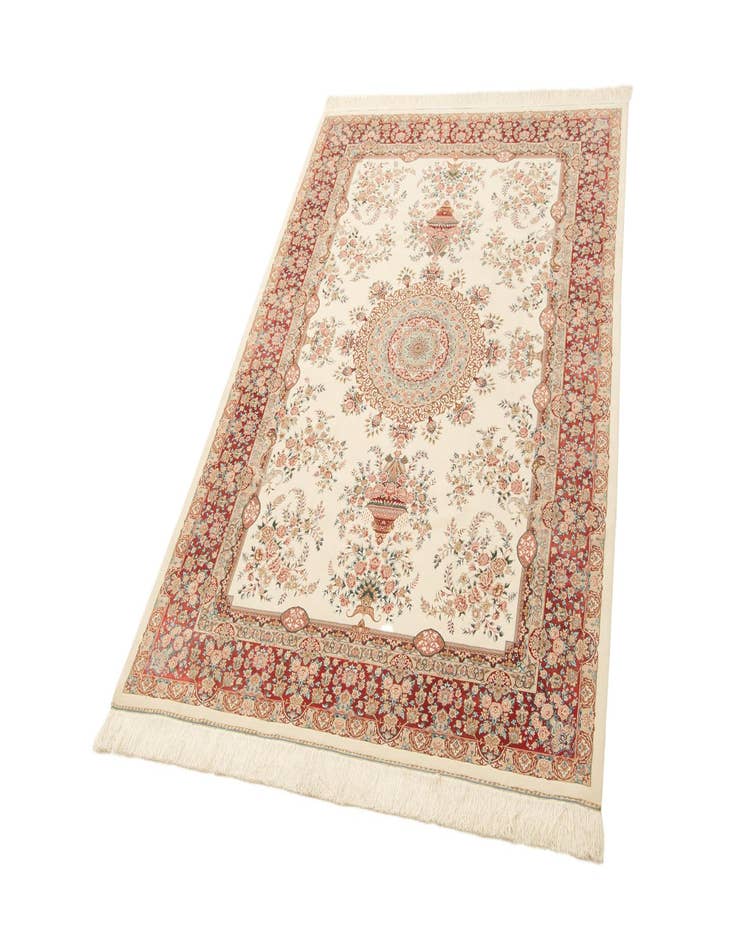 Detail image of 4' 9 x 7' 2 Ghom Design Rug