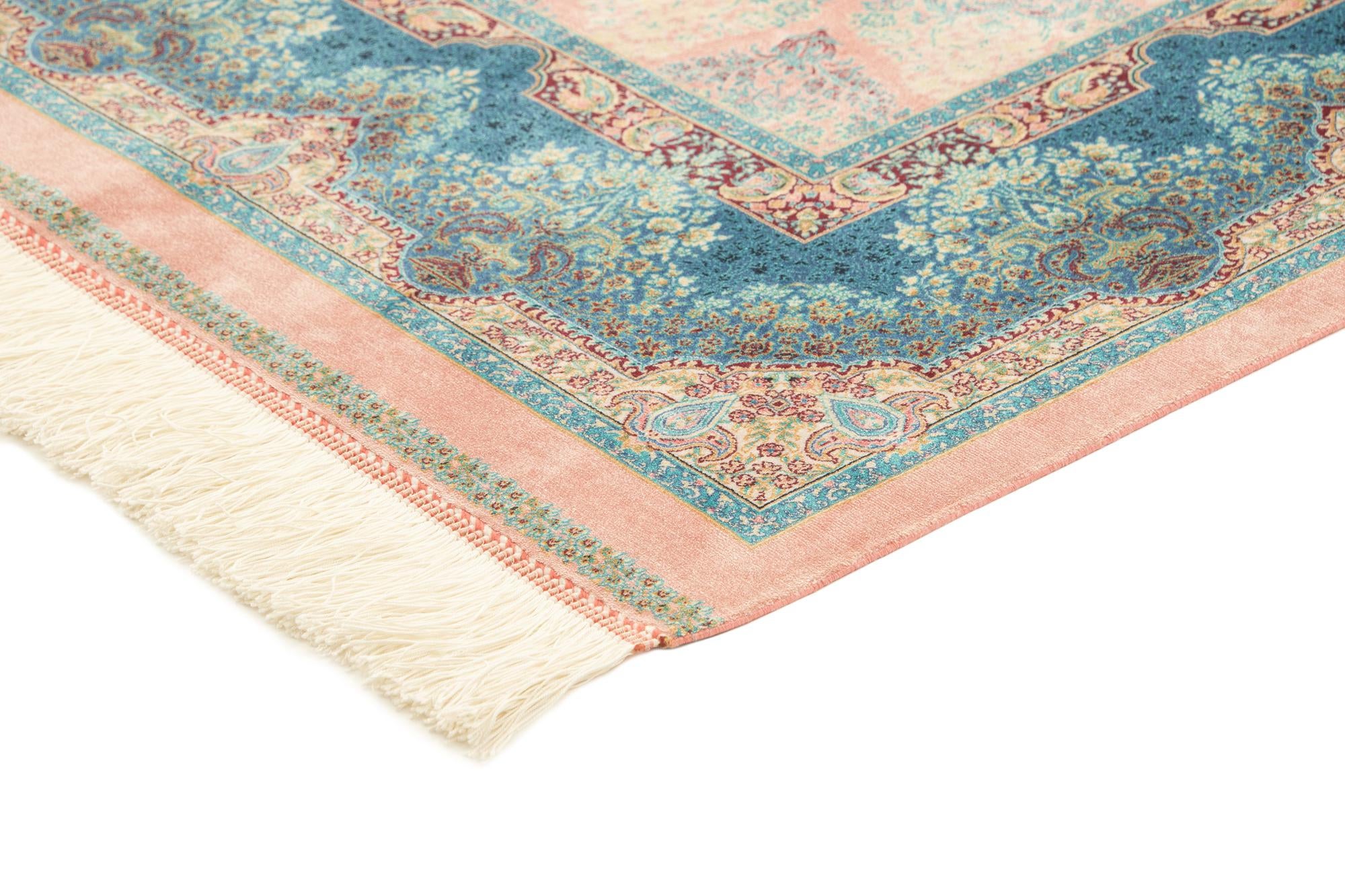 4' 4 x 6' 5 Ghom Design Rug