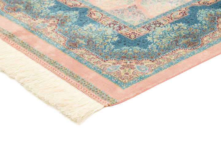 4' 4 x 6' 5 Ghom Design Rug