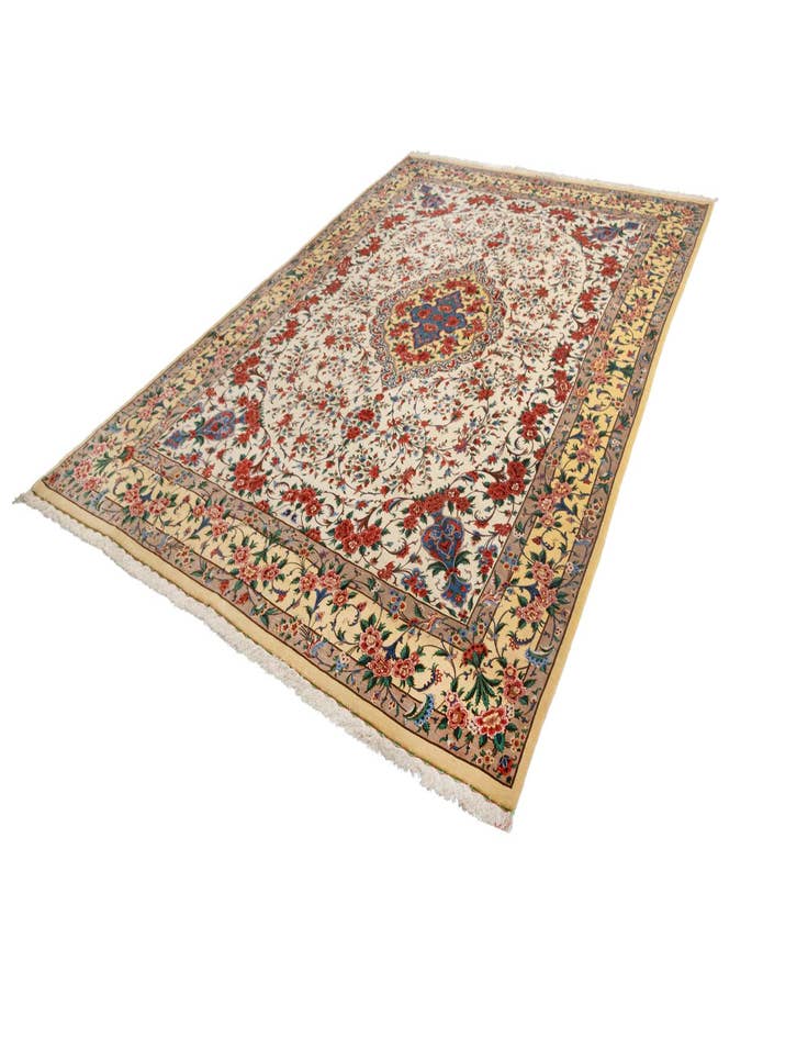 Detail image of 9' 10 x 13' 5 Ghom Wool Rug